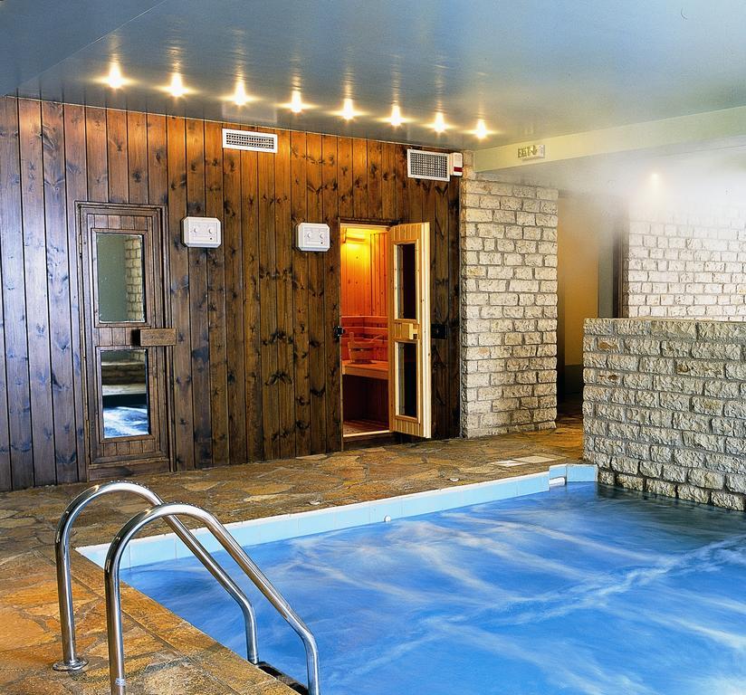 Avaris Hotel Karpenisi Luaran gambar